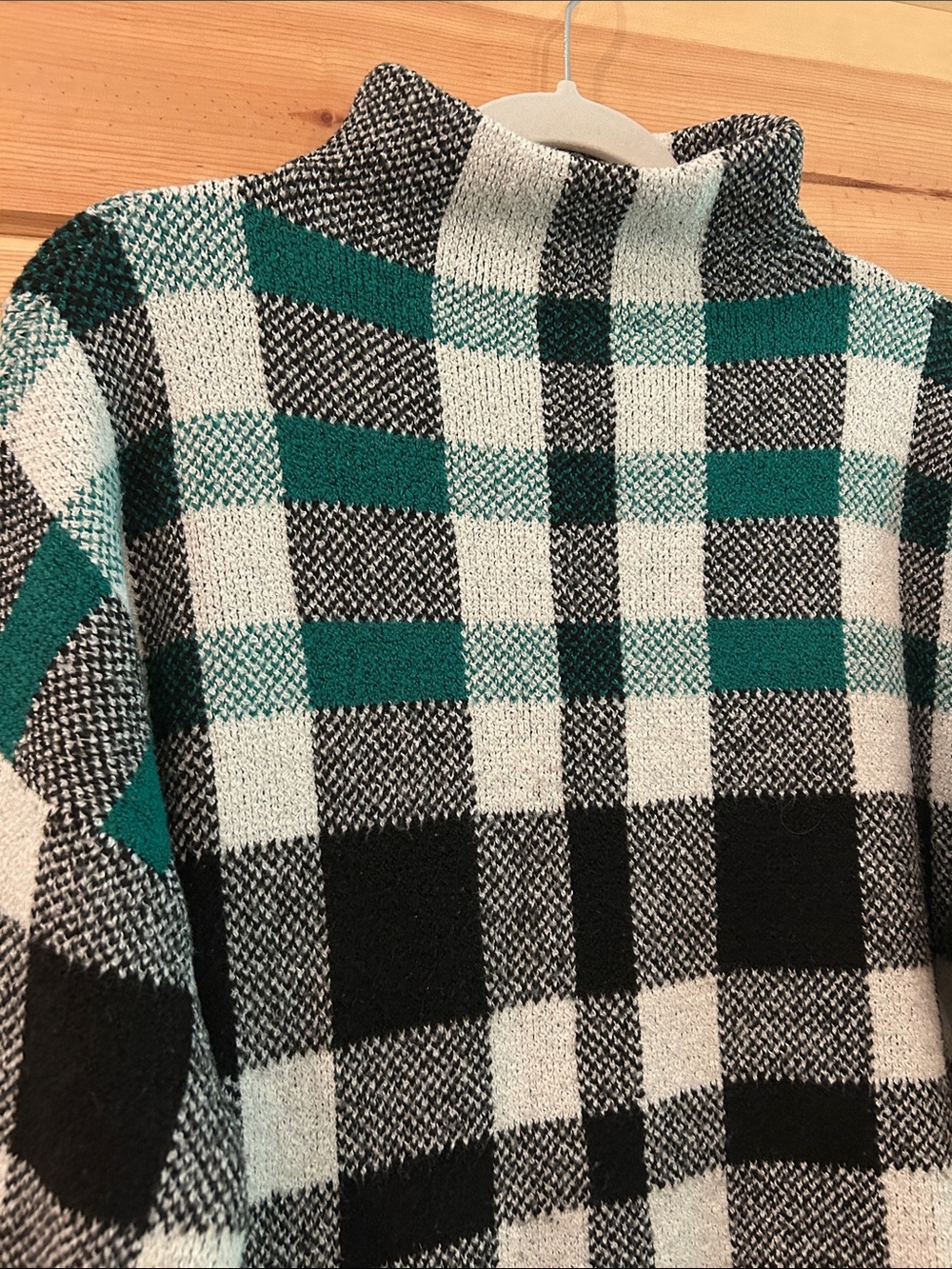 Christian Siriano Women’s Green/Black/White Plaid Cowlneck Sweater, Size L - Picture 4 of 5